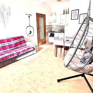 Daire Mia House, Roma